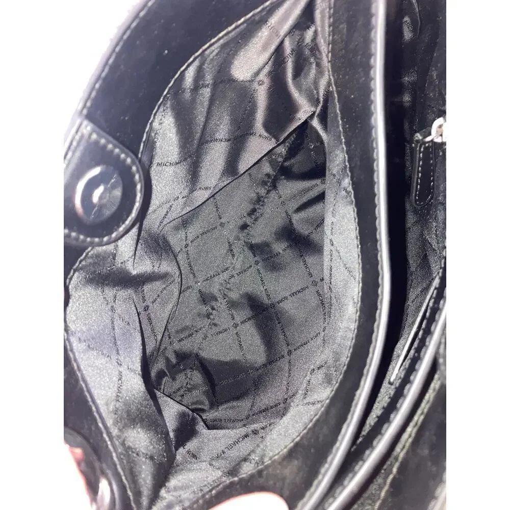 MICHAEL KORS, LARGE BLACK SIGNATURE LEATHER SHOULDER BAG